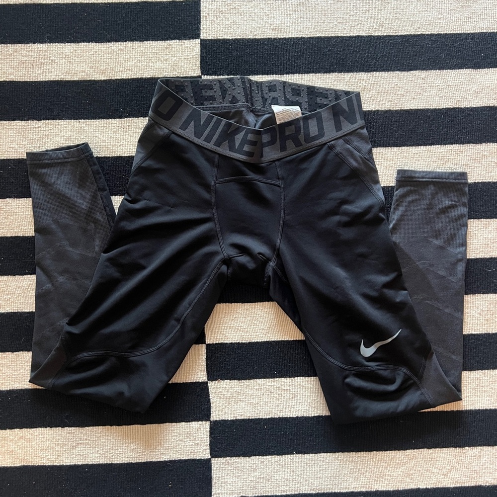 Nike Pro Hyper Warm Compression Tights Base Layer